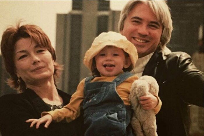 Как живёт семья Дмитрия Хворостовского спустя 6 лет после его смерти