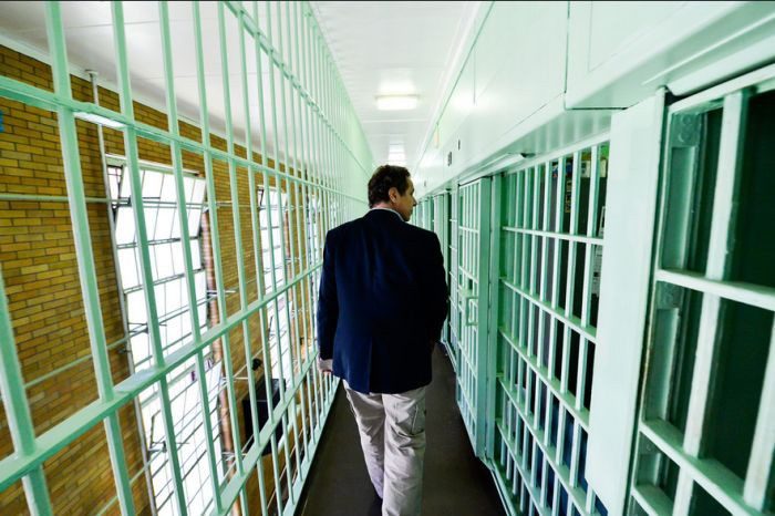 Как сбежать из американской тюрьмы строгого режима