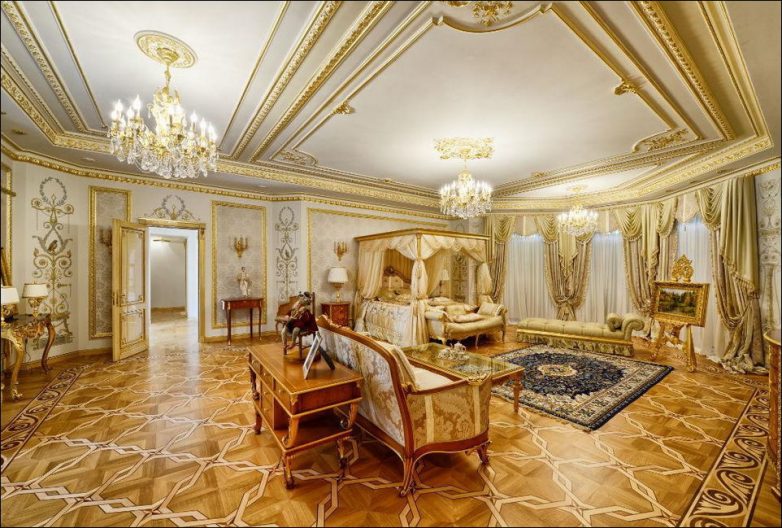 Золотой дворец на Рублевке за 100 млн. долларов