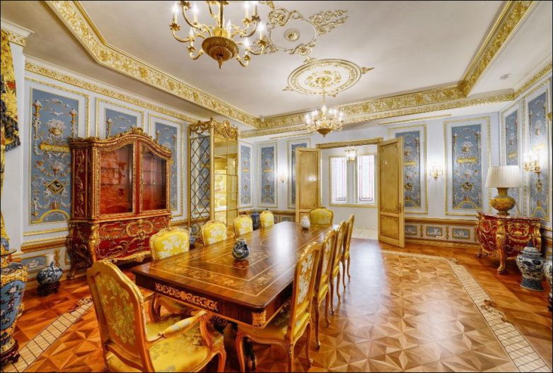 Золотой дворец на Рублевке за 100 млн. долларов