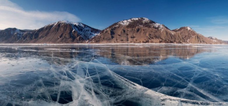 Неописуемая красота замёрзшего Байкала