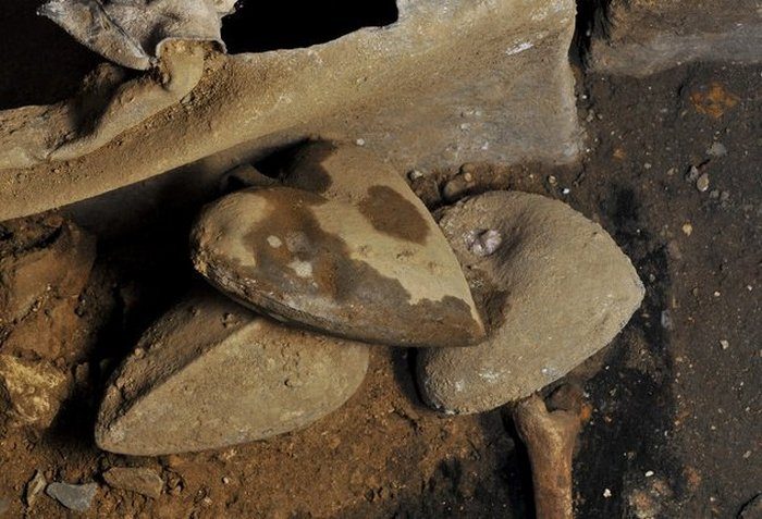Невероятные загадки древних склепов