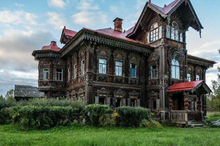 Невероятная красота! Уникальный древнерусский дом в покинутой деревне
