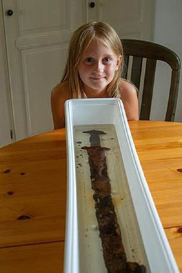 Она случайно нашла сокровище 1000-летней давности. Теперь её называют законной королевой Швеции!
