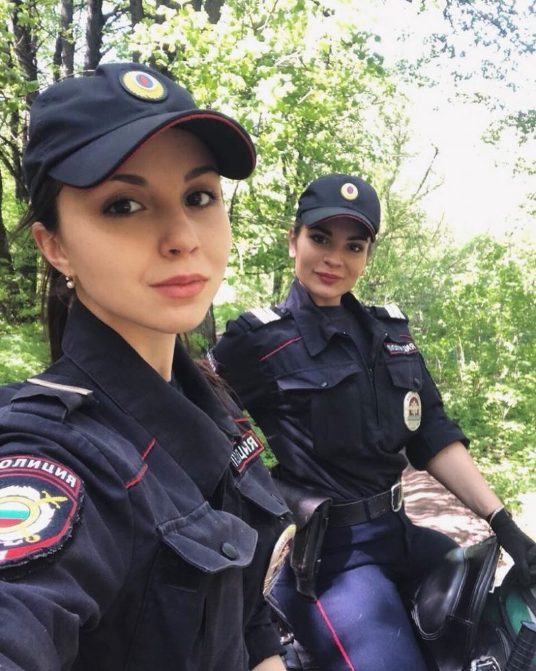 Красотки из конной полиции России