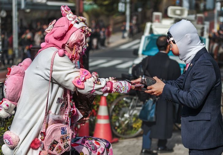 22 шокирующих снимка из Японии, которые как нельзя лучше характеризуют эту страну