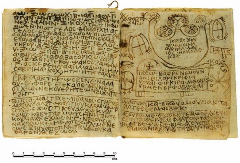 6 древнейших артефактов, чудом сохранившихся до наших дней
