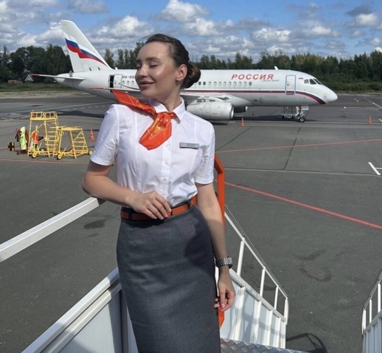 Самые красивые стюардессы России