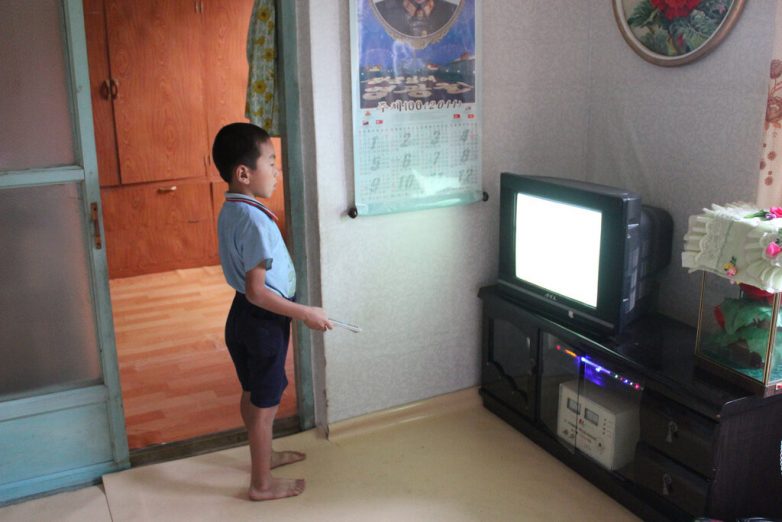 Северная Корея. Как выглядят квартиры обычных людей