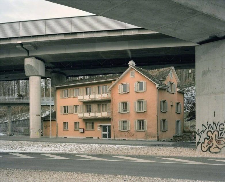 Провалы и неудобства городского устройства, за которые никто не скажет спасибо