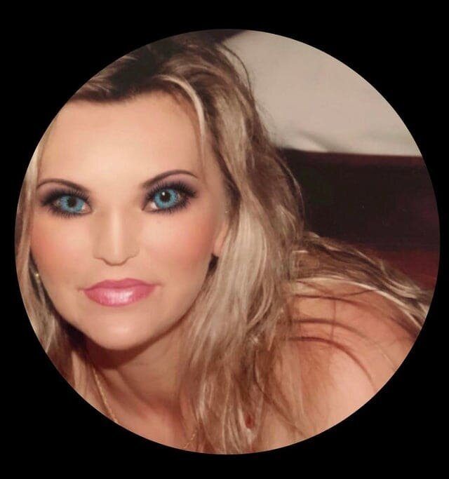 Случаи, когда люди так увлеклись обработкой фотографий, что дошли до абсурда, потеряв связь с реальностью