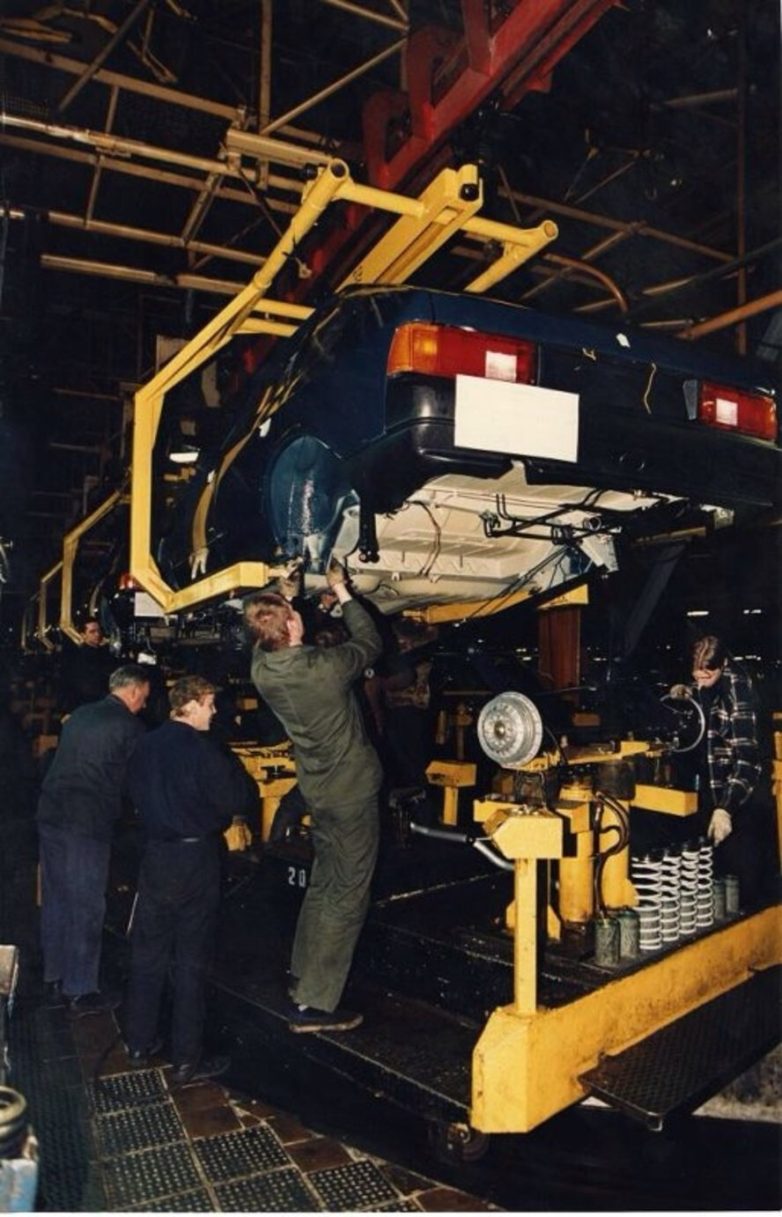 Крутые кадры из 90-х. Потрясающе!