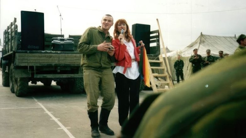 Крутые кадры из 90-х. Потрясающе!