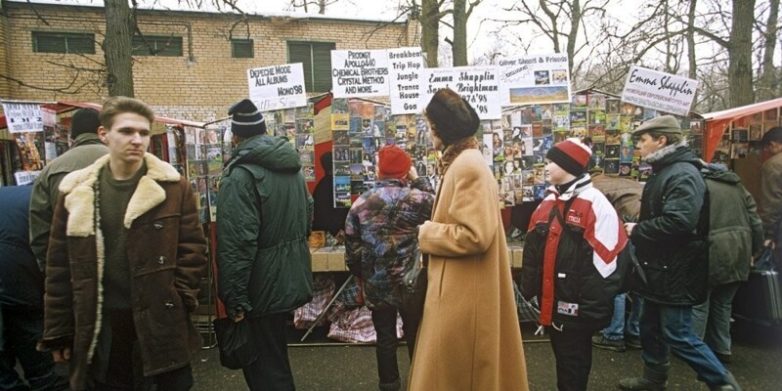 Крутые кадры из 90-х. Не верю своим глазам!