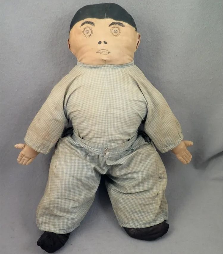 Затейливые старинные игрушки, напоминающие, что люди с фантазией были во все времена