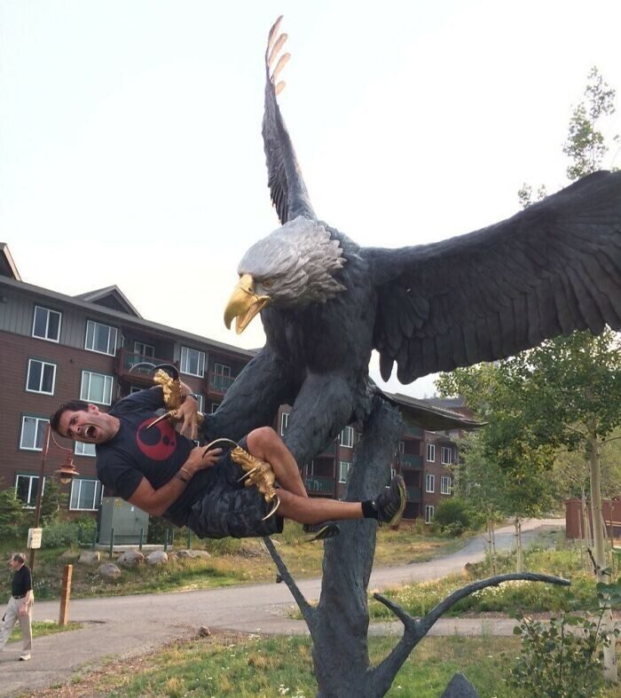 Говорят, мужчины не взрослеют...