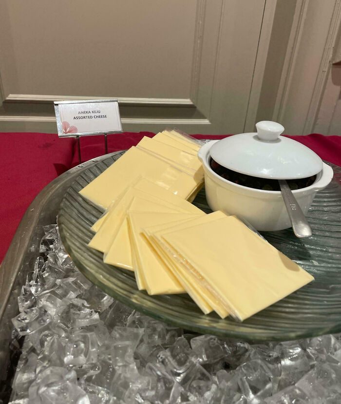 Случаи, когда люди заказывали еду, а им подавали эти до смешного нелепые блюда