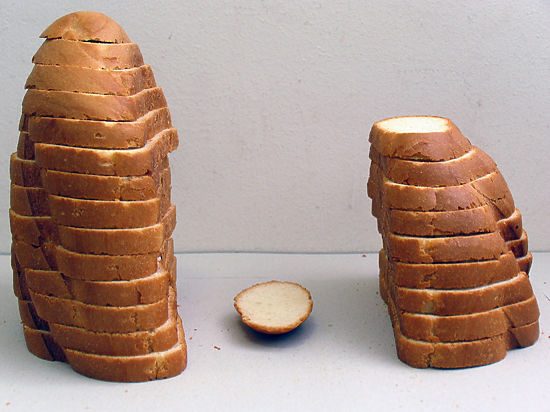Охранник украл 5 тонн хлеба у женщин-заключенных