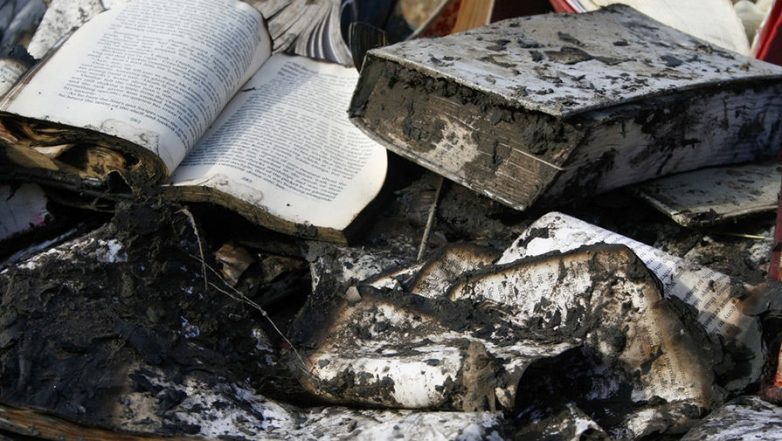 В Коми сожгли книги из Фонда Сороса