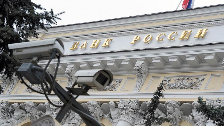Хакеры украли более 100 млн рублей из российского банка