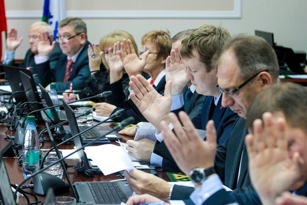 Ненецкие депутаты, вслед за красноярскими коллегами, выбили себе прибавку к «отпусным»