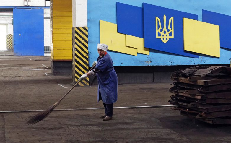 Украина сообщила инвесторам о риске арестов ее активов по иску России