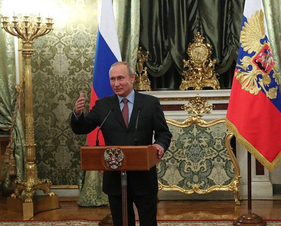 Путин похвалил правительство за «открытость и настрой на диалог» с людьми
