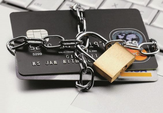 Новый перечень платежей, за которые будут блокировать банковские карты