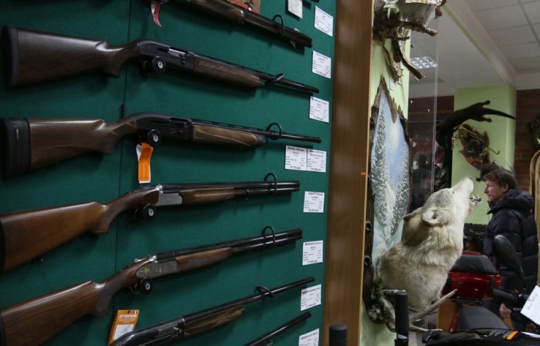 В России предлагают продавать оружие только с 21 года
