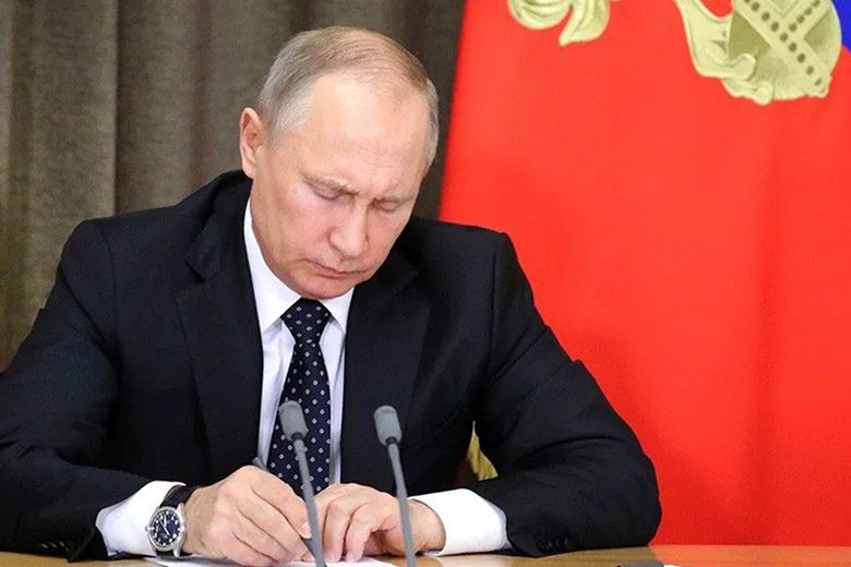 Путин предложил сажать «воров в законе» на 15 лет