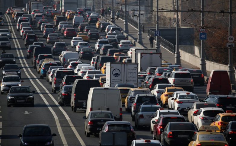В Госдуме предложили запретить эксплуатацию автомобилей «предельного» возраста
