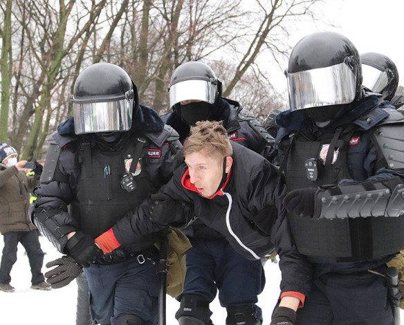 «ОВД Инфо» назвал число задержанных по России рекордным за все время своего существования