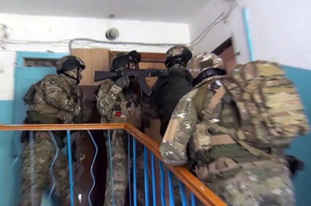 ФСБ задержала террористов, готовивших свержение власти