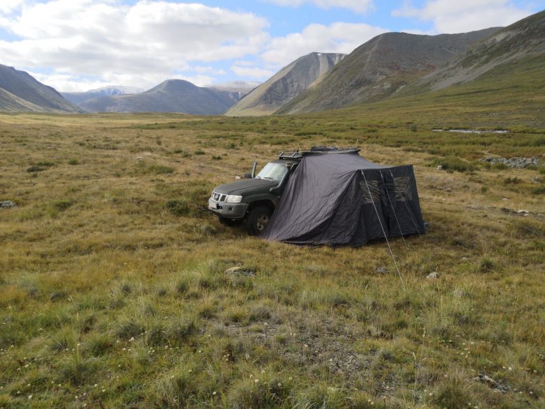 Ловушки для автотуристов: как не нарваться на штраф до полумиллиона рублей за отдых с палаткой?