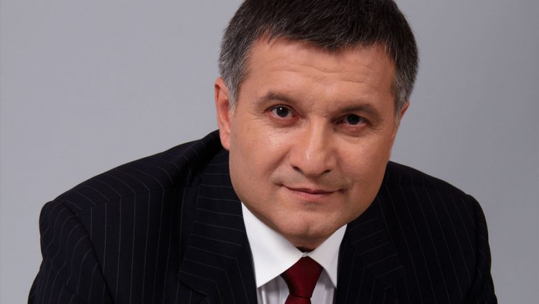 Чем известен экс-министр внутренних дел Украины Арсен Аваков, которого разыскивает спецназ РФ?