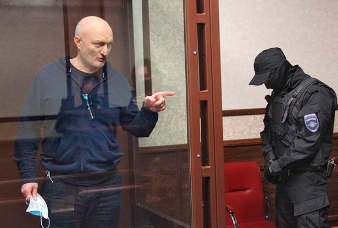 «Правая рука» главного киллера России предал «семью» и рассказал о самых громких убийствах
