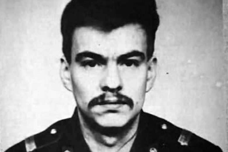 Как милиционер из Петербурга стал маньяком и получил пожизненный срок за жестокие расправы. «Скучно убивать школьниц по одной»