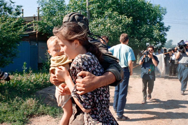 Добровольный заложник Басаева рассказал о теракте в Буденновске. «Был уверен — живым не вернусь»