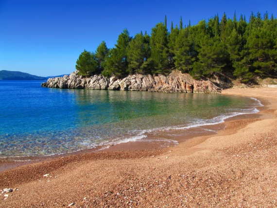 6 лучших пляжей Черногории