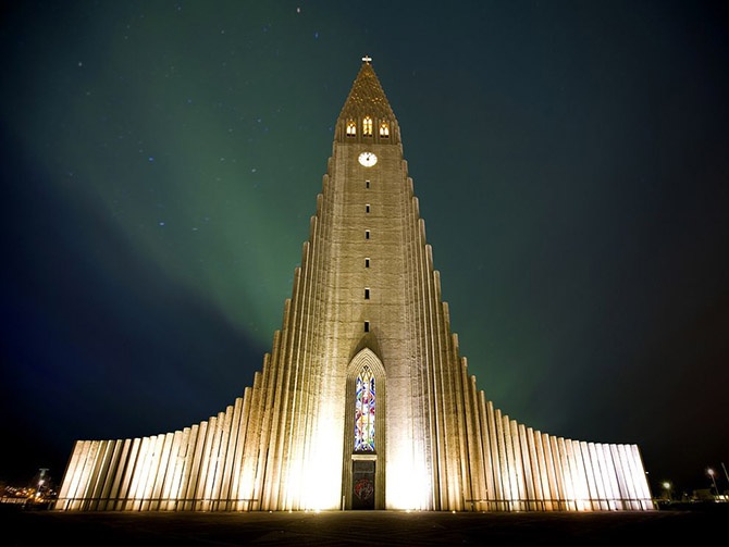 11 самых необычных церквей мира