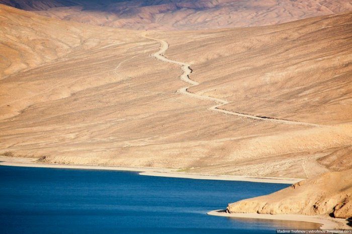 4 километра над уровнем моря: чёрное озеро Каракуль