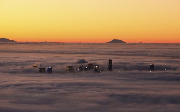 Туман-туманище: города планеты, утопающие в молочной дымке