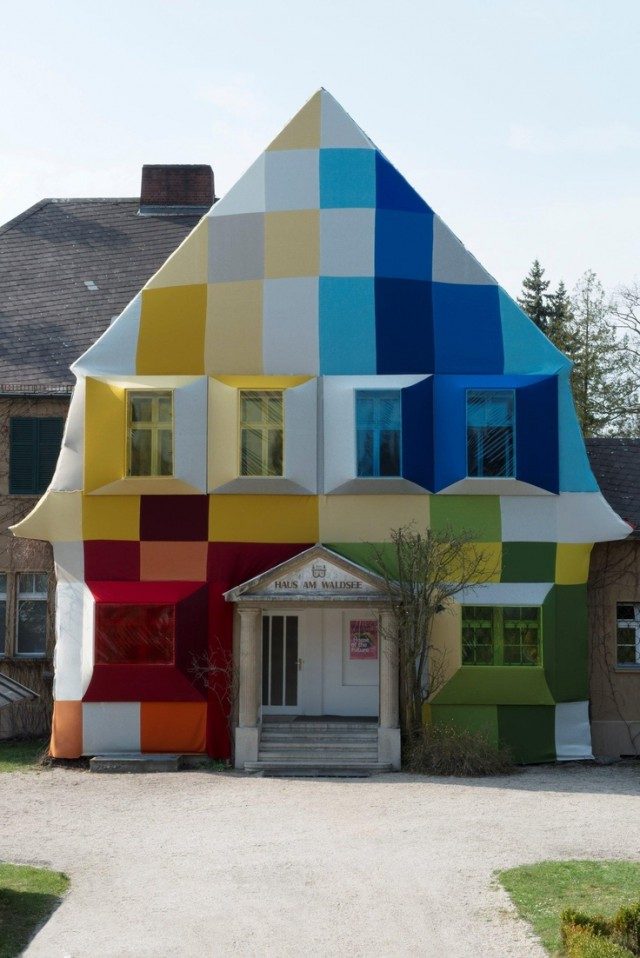 Разноцветная архитектура