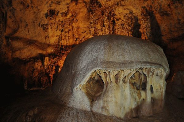 Грандиозные пещеры Флинт-Ридж