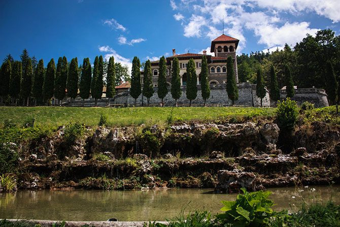 Романтичные и уникальные замки Румынии