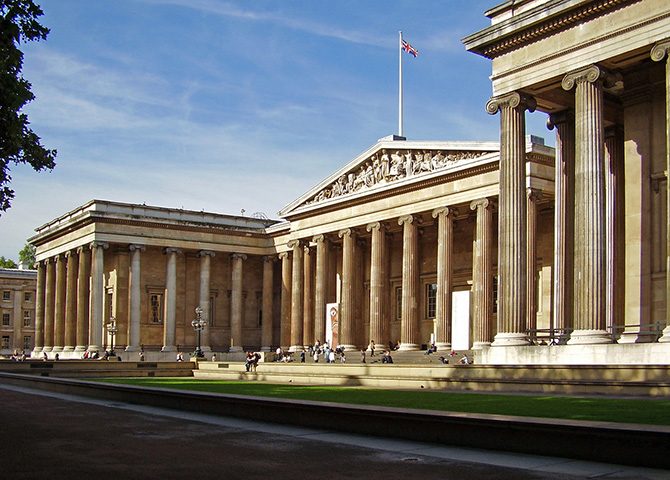 Самые популярные музеи мира