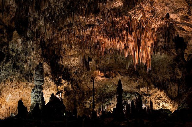 Роскошные Карлсбадские пещеры