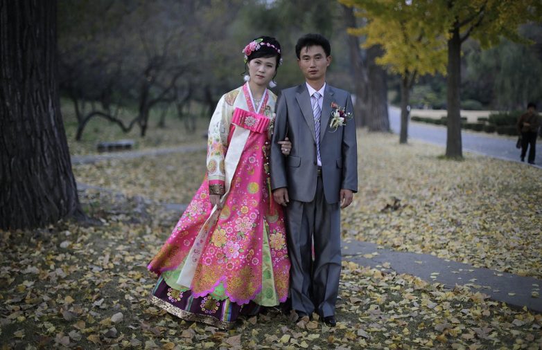 Как одеваются невесты в разных странах мира