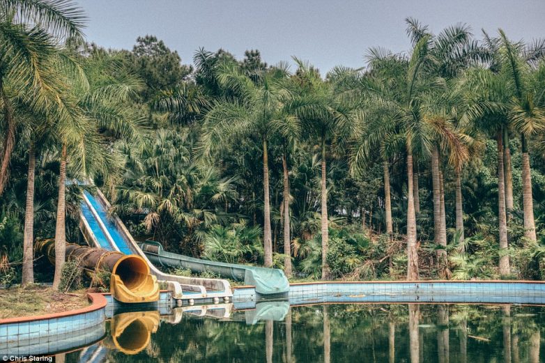 Потрясающе красивый заброшенный аквапарк во Вьетнаме