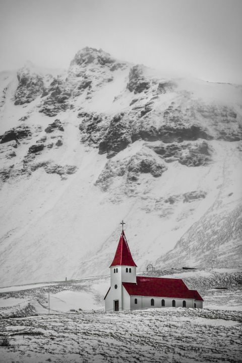Почему вы должны съездить в Исландию
